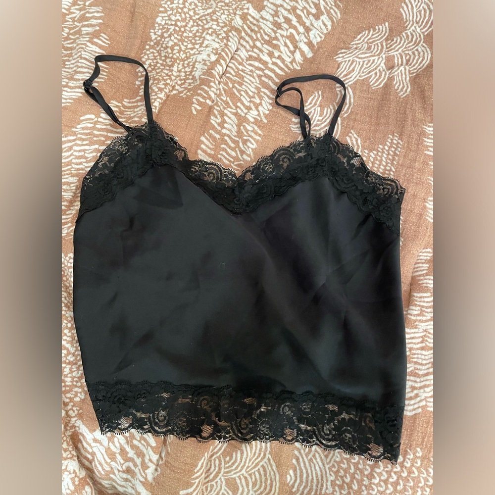 Intimate black top